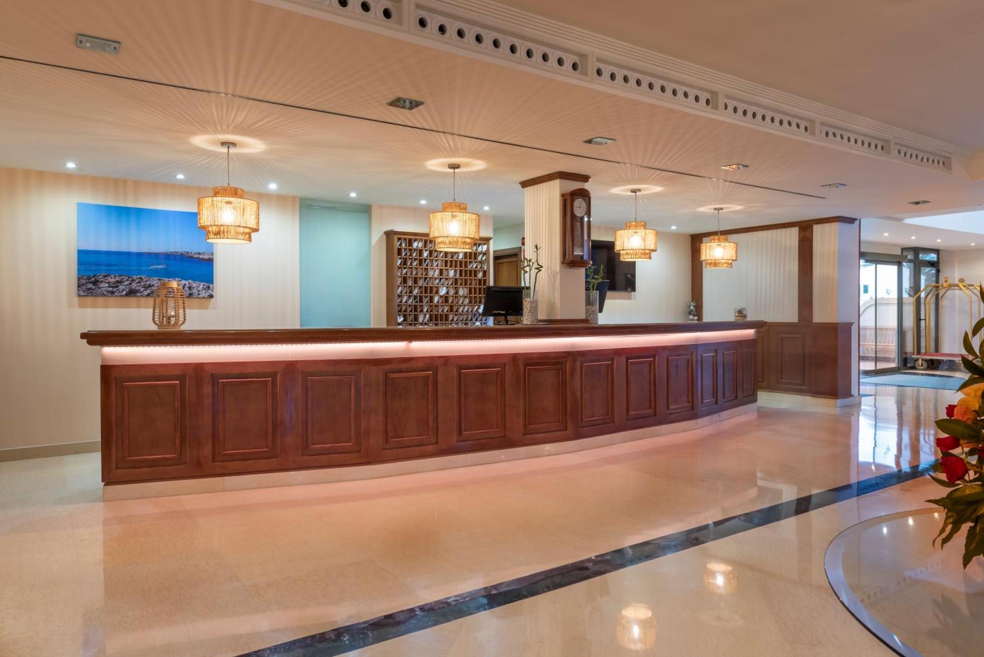 Valentin Star Menorca - Adults Only Ξενοδοχείο Ciutadella  Εξωτερικό φωτογραφία